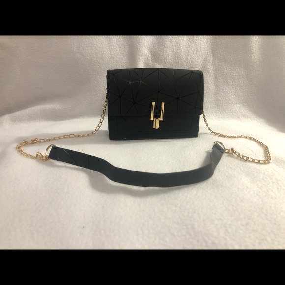 Abstract black crossbody bag - Picture 2 of 6